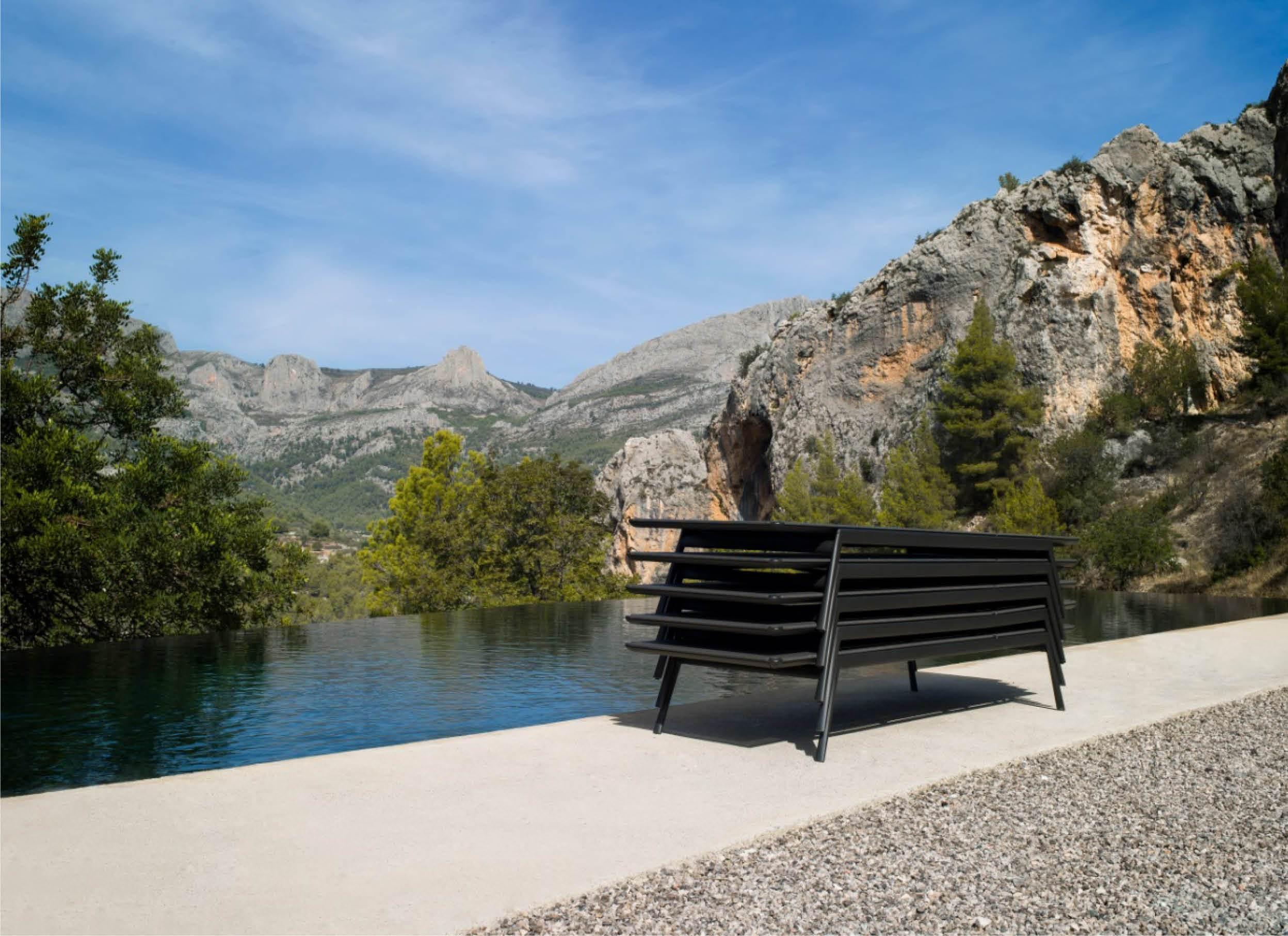 Branch Lounger - Image 9