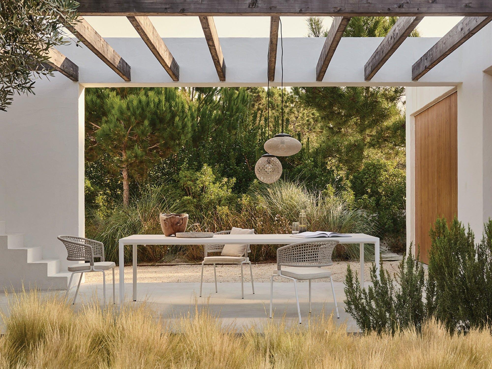 Contour Armchair - Image 4