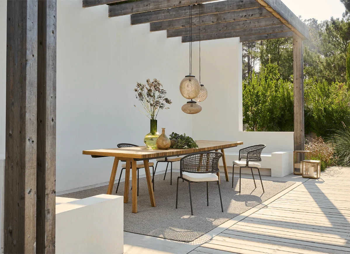 Contour Armchair - Image 5