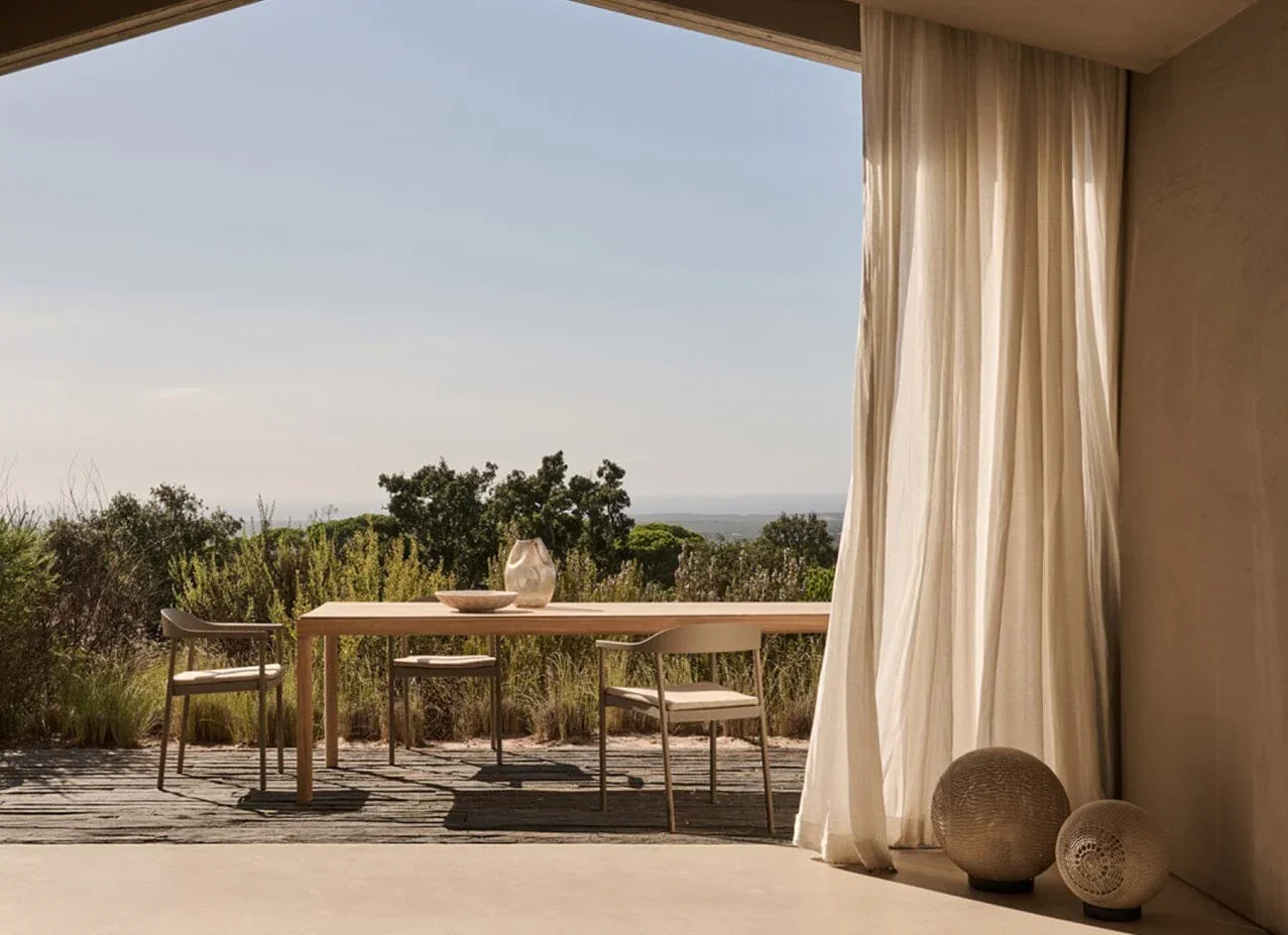 Illum Armchair - Image 10