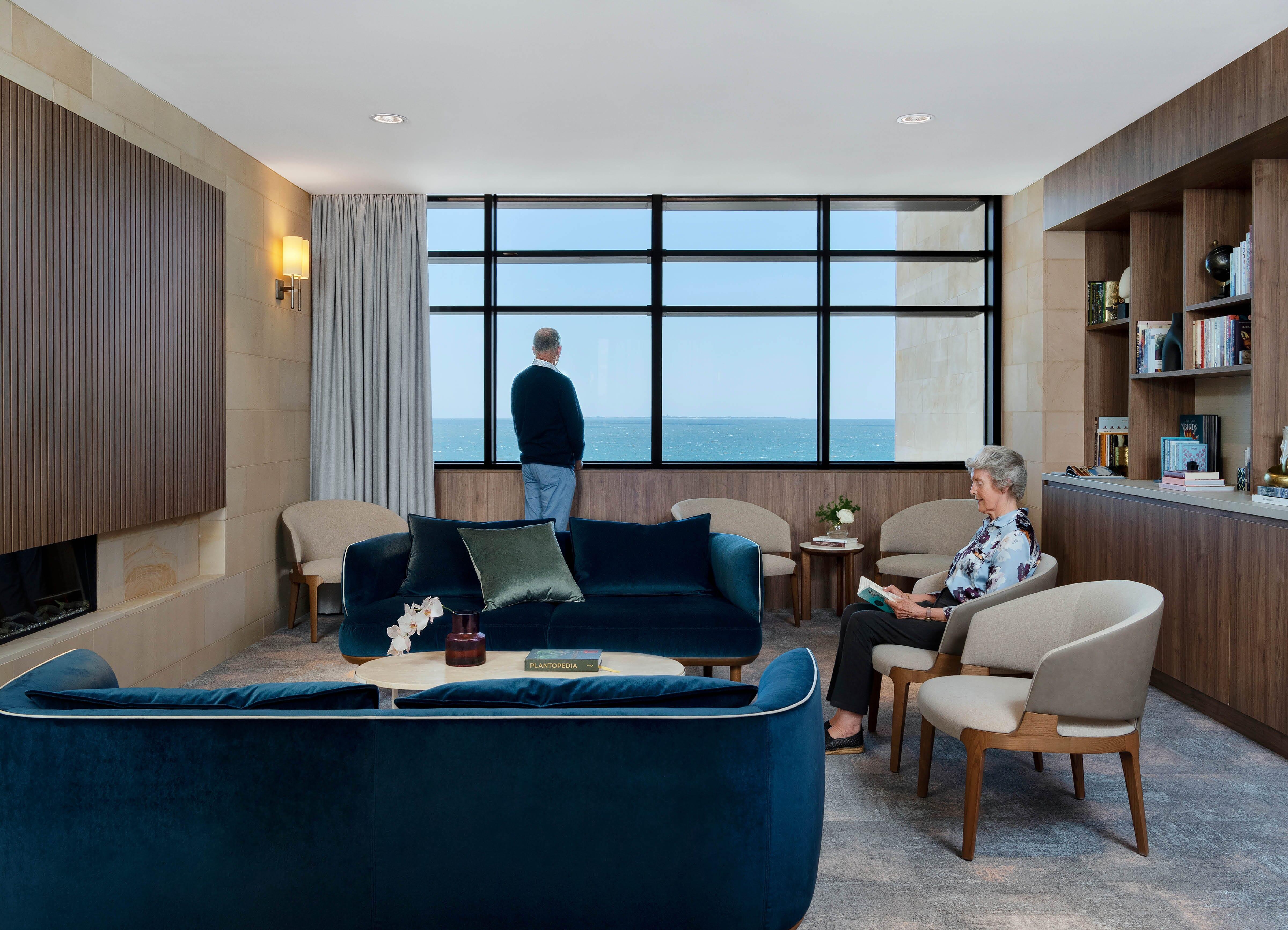 Velis Lounge Tub Chair - Image 4